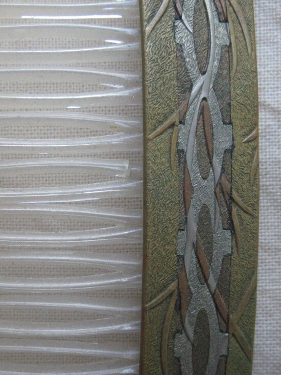 2 piece set Rare Vintage Brass Metal and Plastic Hair Combs main image 5